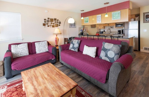 Lincoln City Condo | Stunning views, easy beach access from this bay front condo in the Taft District