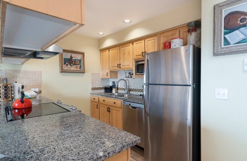 Lincoln City Condo | Stunning views, easy beach access from this bay front condo in the Taft District