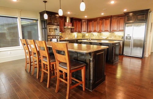 Heber Springs House | Stunning Views of Greers Ferry Lake! Pool Table, Fire Pit, Large Deck, & More