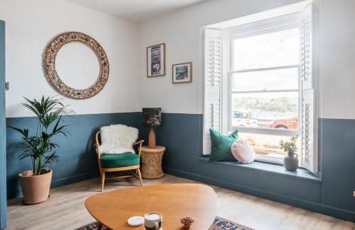 Mylor Churchtown Apartment | Stunning views over the beautiful Falmouth Harbour