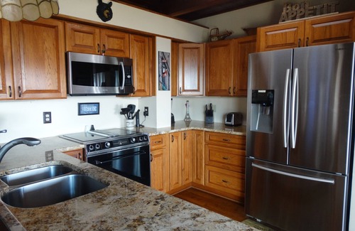 Asheville House | Stunning Views! Romantic getaway Privacy Secluded 3 mi to downtown Asheville