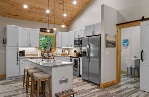 Almond Cabin | Stunning Views, Superb Atmosphere, Modern Amenities, In the Middle of Nature