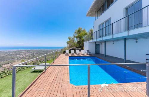Vallpineda Villa | Stunning views to sea from Modern Villa El Mirador near Sitges