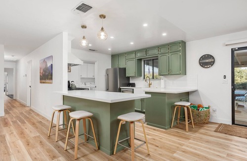 Ahwahnee House | Stunning views w/pool, spa, fire pit, BBQ, & games