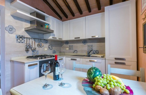 Monteroni d'Arbia House | Stunning villa with A/C, WIFI, pool, TV, patio, pets allowed, panoramic view and parking