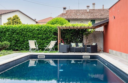 Narzole House | Stunning villa for 12 people with A/C, WIFI, pool, TV, terrace, pets allowed and parking