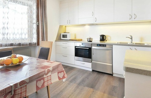 Bulla House | Stunning villa for 20 guests with WIFI, TV, balcony and parking