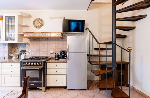 Taggia House | Stunning villa for 4 guests with WIFI, terrace, pets allowed, panoramic view and parking