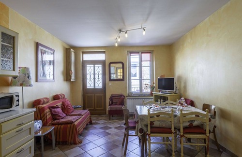 Yport House | Stunning villa for 5 people with TV, terrace and parking