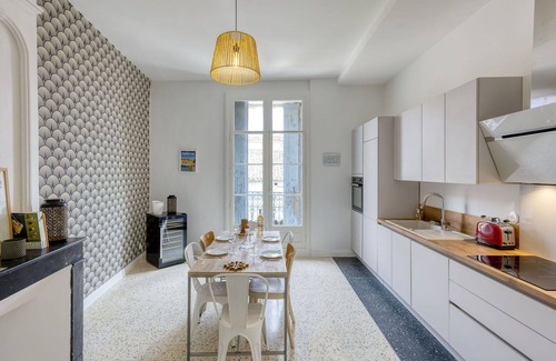 Montagnac House | Stunning villa for 6 people with WIFI, A/C, private pool, TV, terrace and parking