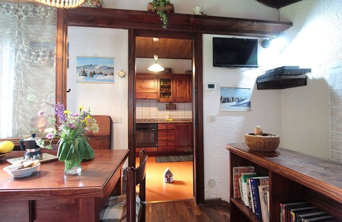 Nevegal House | Stunning villa for 6 people with WIFI, TV, terrace and pets allowed