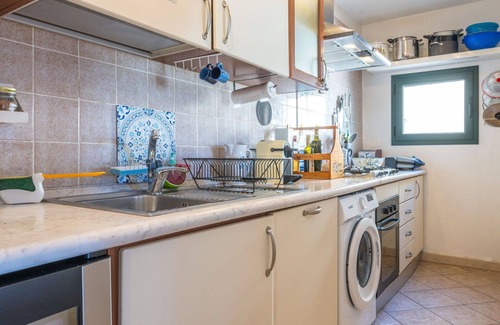 Solanas House | Stunning villa for 6 people with A/C, WIFI, TV and patio