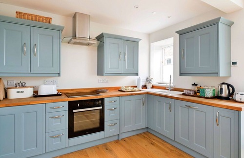 Monmouth House | Stunning villa for 4 people with WIFI and pets allowed