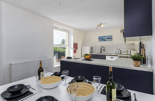 Rhiwbryfdir House | Stunning villa for 6 people with WIFI, terrace and pets allowed