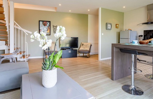 Fontaine-Henry House | Stunning villa for 5 guests with WIFI, TV and terrace