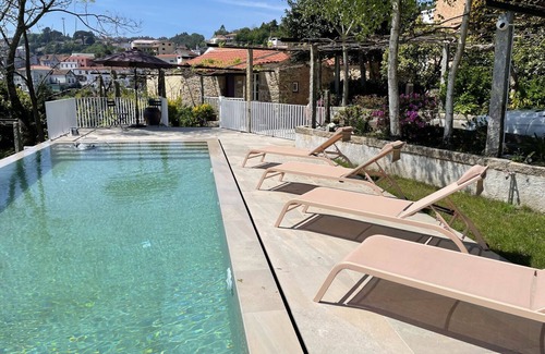 Sever do Vouga Villa | Stunning Villa. Discover some details from several generations