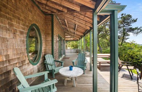 Wellfleet House | Stunning Water Views Sleeps 14