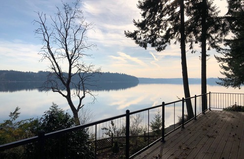 Olympia House | Stunning Waterfront - PNW Gem Hot Tub, Mountain Views, Fireplace