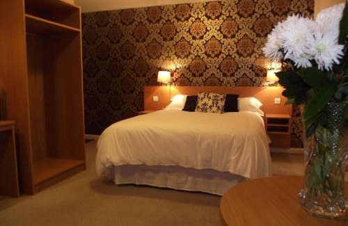 Tackley Hotel | Sturdys Castle