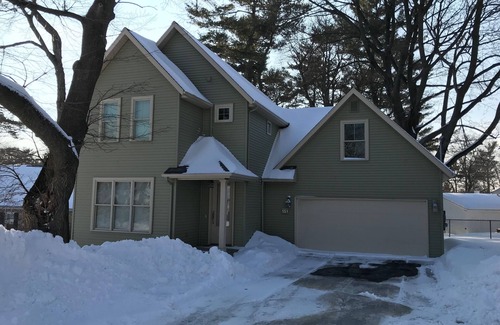 Sturgeon Bay House | Sturgeon Bay Hidden Gem