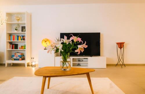 Neuhadern Apartment | Stylisches-Loft-Apartment mit Terrasse