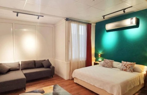 Eski Lara House | Stylish 1+1 Studio Flat with Kitchenette
