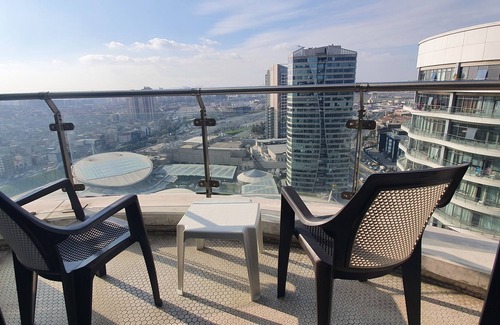 Kucukcekmece Apartment | Stylish 1 bedroom apartment at Mall of Istanbul