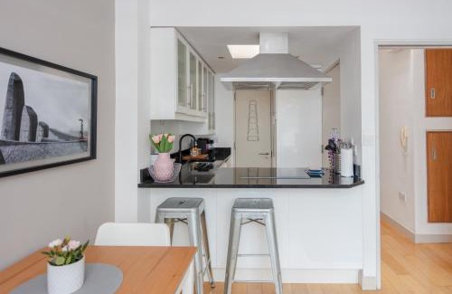 Northcote House | Stylish 1 Bedroom Apartment Near Northcote Road