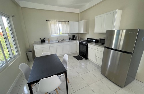 St. George's Apartment | Stylish 1 Bedroom Beach view
