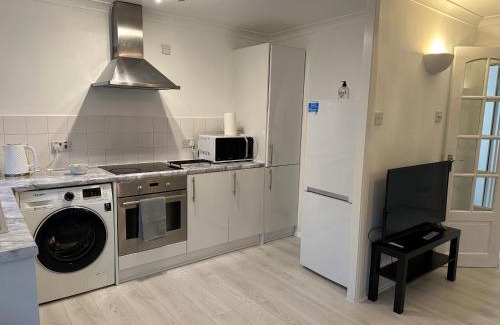 Bedford Apartment | Stylish 1 Bedroom close to Tooting Bec Station