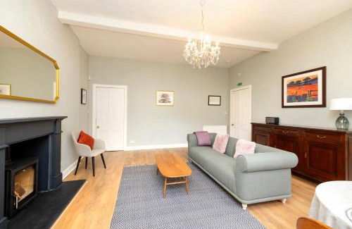 Warriston Apartment | Stylish 1-Bedroom Edinburgh Apartment