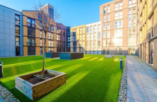 The Westside Apartment | Stylish 1 Bedroom Flat, Walk to Broad Street