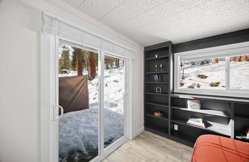Tahoe City Apartment | Stylish 1 BR Unit Near Town