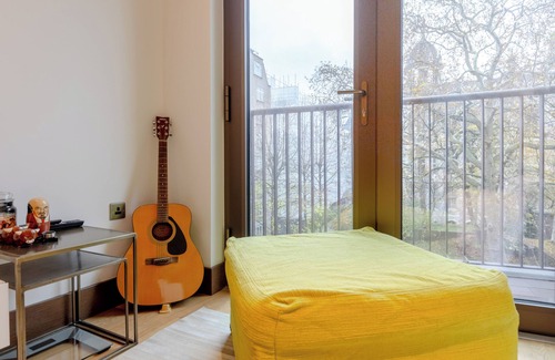 Castle Baynard Apartment | Stylish 1BD Flat in Chancery Lane