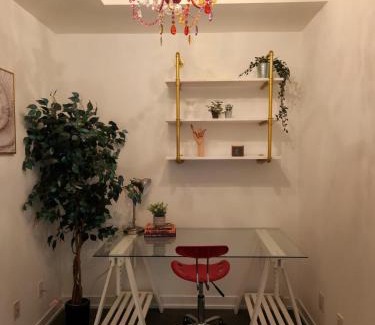 Fashion District Apartment | Stylish 1BDR Loft with Office Space in the Heart of Toronto