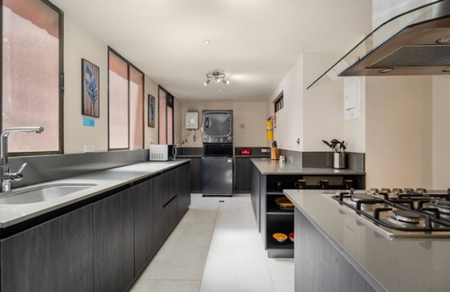 La Florida Apartment | Stylish 1BR apt in provenza with fast Wi-Fi
