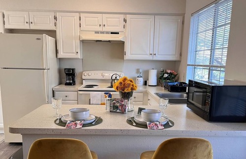 Henrico Apartment | Stylish 1BR Condo in City Center -Perfect Location