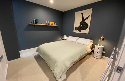 Fitzroy Apartment | Stylish 1BR in the heart of Trendy Fitzroy