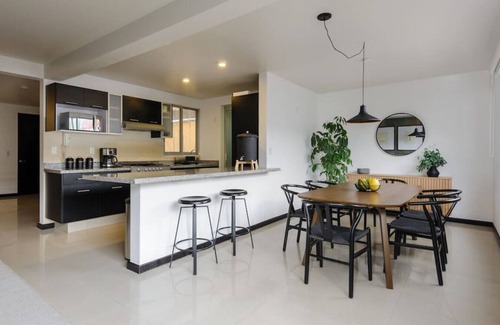 Roma Norte Apartment | Stylish 2-Bdr haven in the heart of Roma Norte