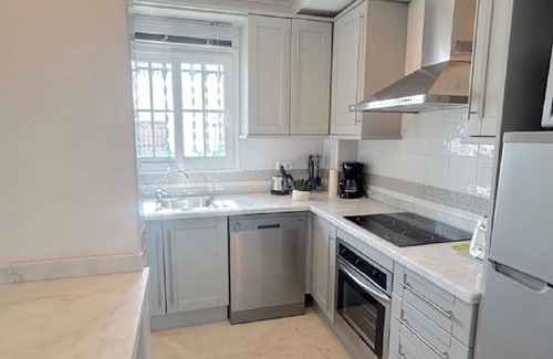 Orihuela Costa Apartment | Stylish 2 Bed Apartment close to all amenities for winter & summer sunshine