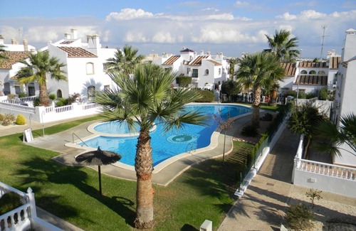 Orihuela Costa Apartment | Stylish 2 Bed Apartment close to all amenities for winter & summer sunshine