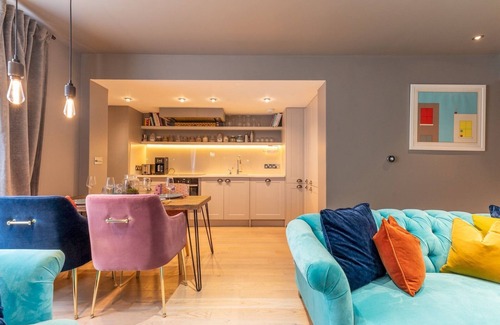 Colville Apartment | Stylish 2-Bed Flat Near Portobello & Notting Hill | Pass the Keys