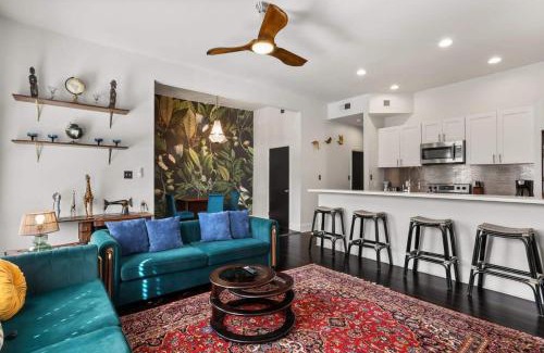 Saint Thomas Development Apartment | Stylish 2-Bedroom Apartment in Garden District