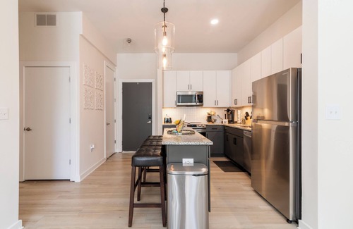 Charlotte Apartment | Stylish 2-Bedroom Apt in Charlotte with Free Parking