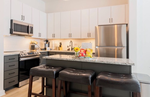 Charlotte Apartment | Stylish 2-Bedroom Apt in Charlotte with Free Parking
