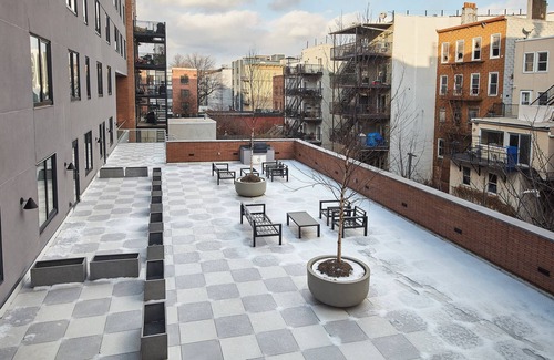 Hoboken Apartment | Stylish 2 BR w/roof deck access - mins to NYC