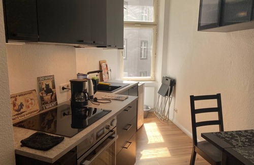 Friedrichshain Apartment | Stylish 2-Room Apartment with Balcony in Berlin Center near to East Side Gallery