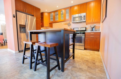 Sunnyvale Apartment | 🌟 Stylish 2B2B Retreat in the Heart of the Silicon Valley