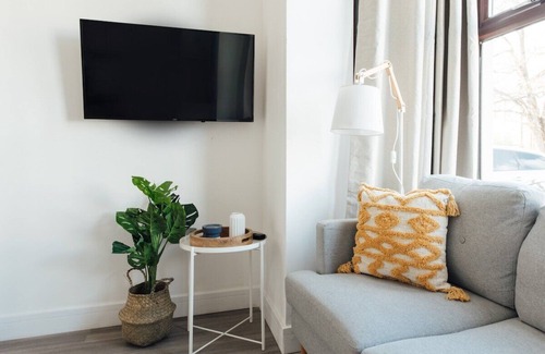 Valentines Apartment | Stylish 2Bed Flat-Ilford, London