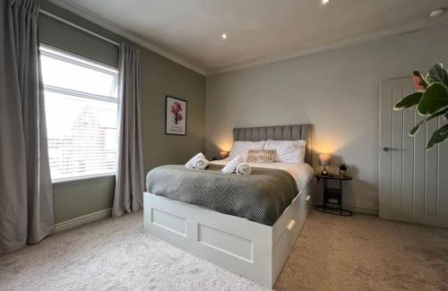 Wigan Apartment | Stylish 2Bed House in the Heart of Wigan